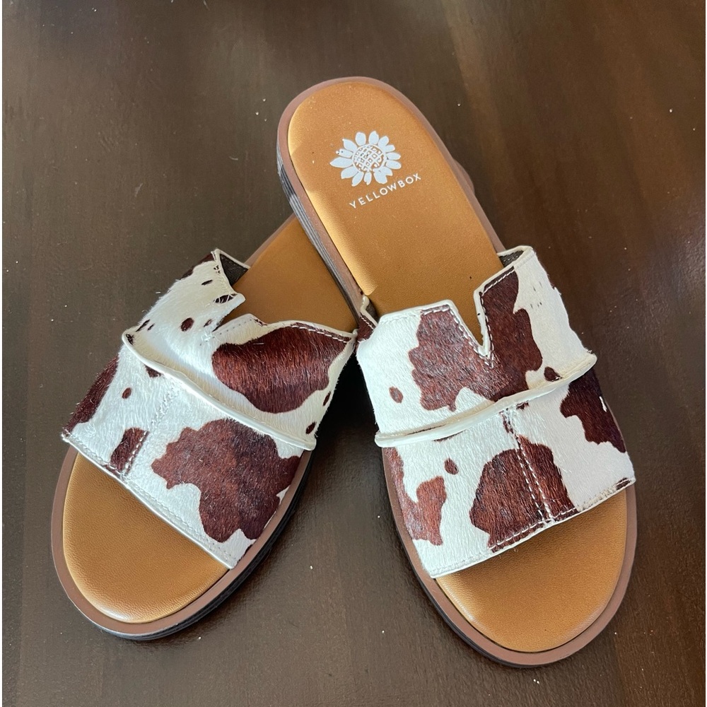 Brand New - Yellow Box Bellenos Genuine Leather Cow Print Sandals Slides